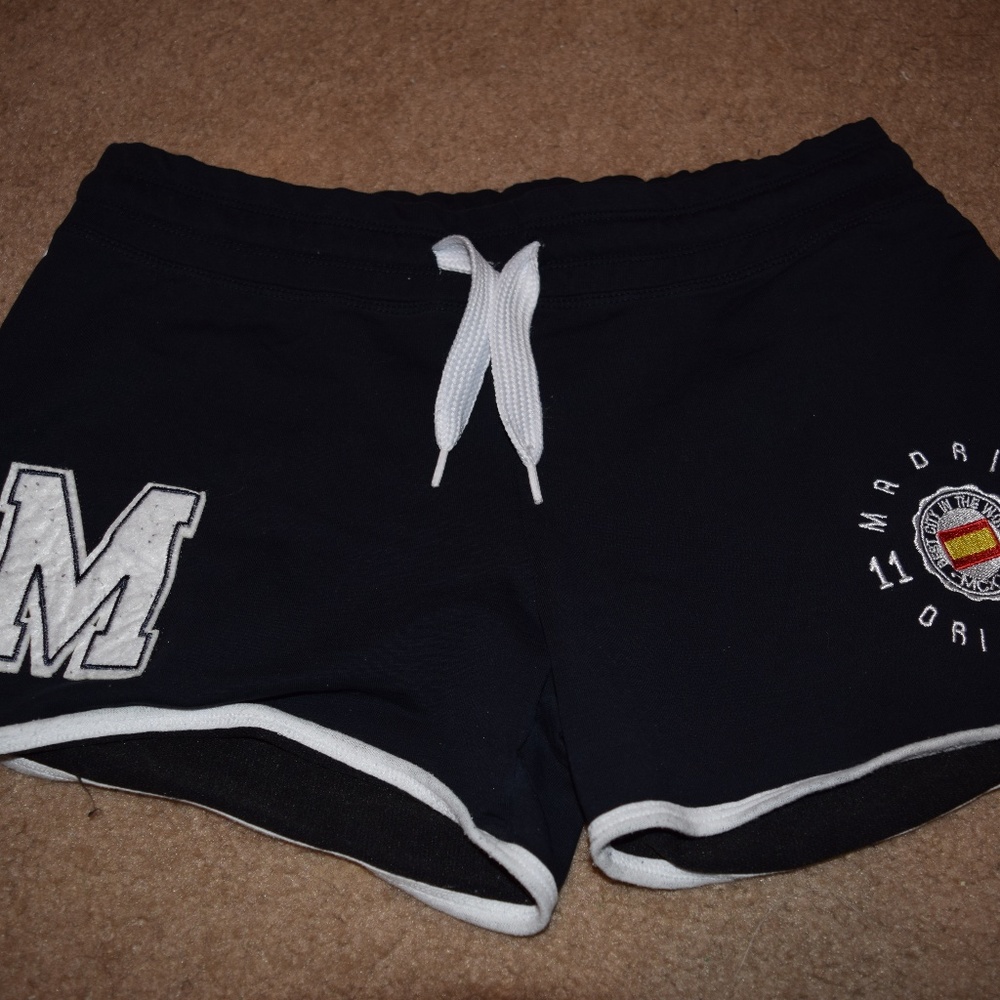 Comfy lounge shorts from Madrid